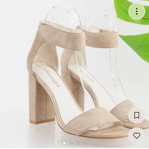 Jeffrey Campbell Womens Lindsay Sandal Block Heel Ankle Strap in Ivory Beige